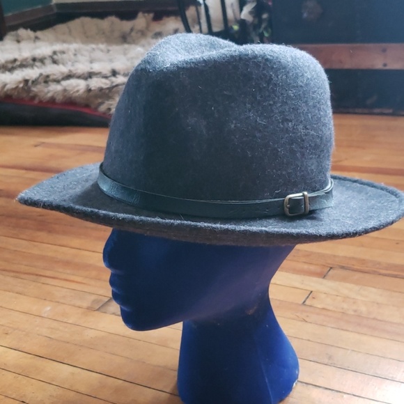 Hat - Picture 2 of 2